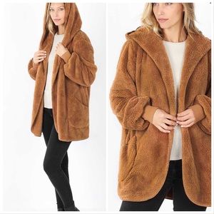 NEW‼️CAMEL TEDDY FAUX FUR JACKET- hoodie